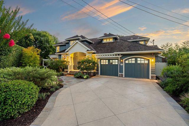 40 Montana Lane, Menlo Park, CA 94025