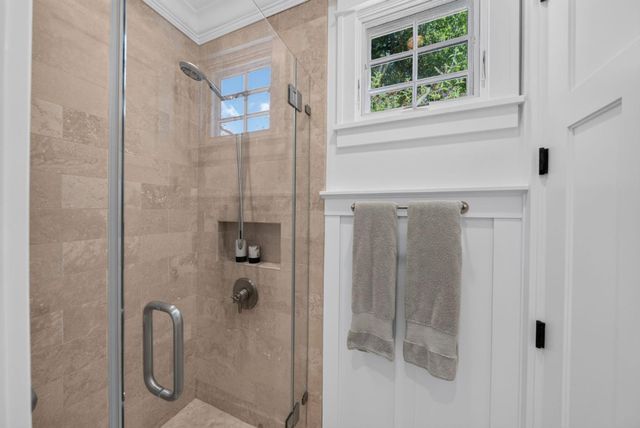 40 Montana Lane, Menlo Park, CA 94025