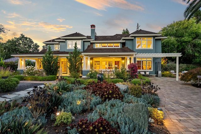 40 Montana Lane, Menlo Park, CA 94025