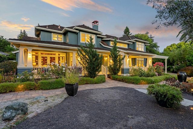 40 Montana Lane, Menlo Park, CA 94025