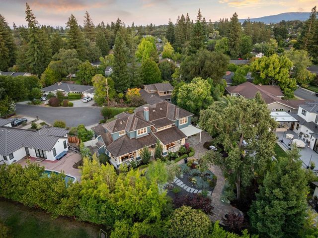 40 Montana Lane, Menlo Park, CA 94025