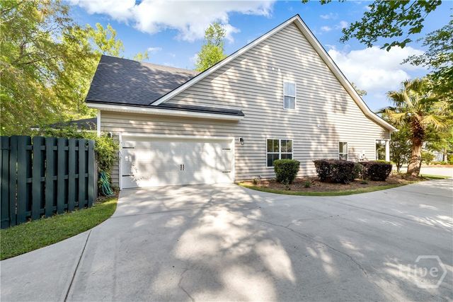 120 Golden Rod Loop, Richmond Hill, GA 31324