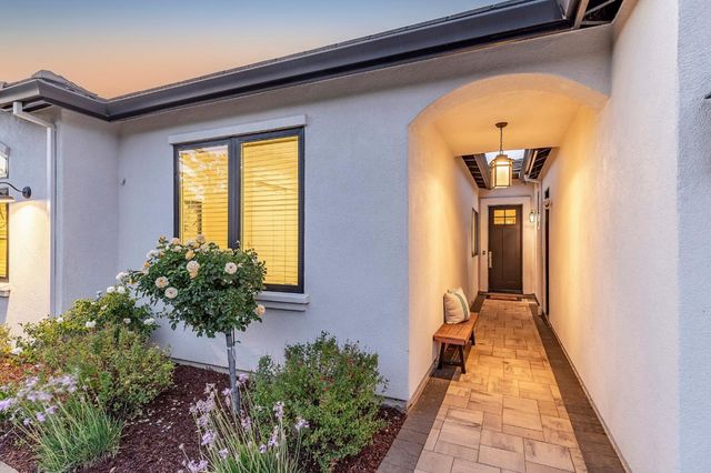 13561 MYREN DRIVE Drive, Saratoga, CA 95070
