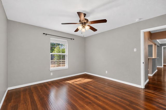 2822 Materhorn Drive, Dallas, TX 75228