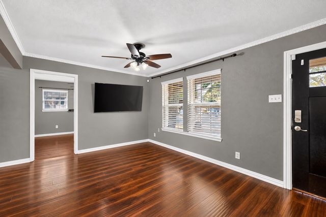 2822 Materhorn Drive, Dallas, TX 75228