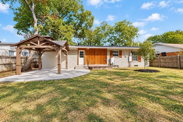 2822 Materhorn Drive, Dallas, TX 75228