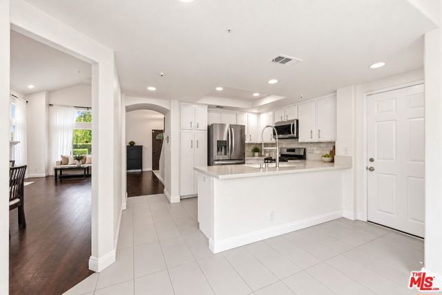 126 Bloom Drive, Claremont, CA 91711