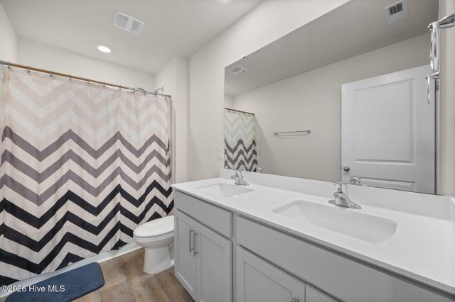 4080 Debbie Drive, Ayden, NC 28513