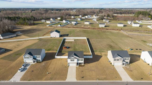 4080 Debbie Drive, Ayden, NC 28513