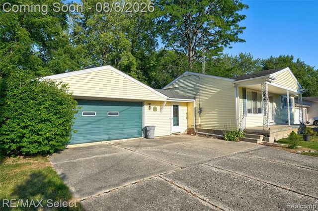 4367 Ashlawn Drive, Flint, MI 48507