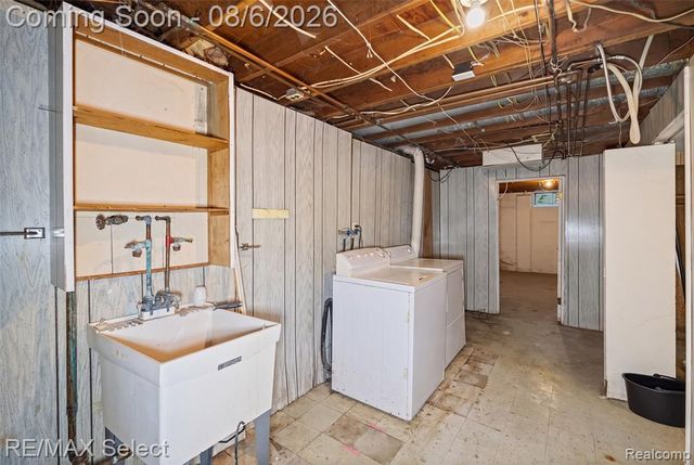 4367 Ashlawn Drive, Flint, MI 48507