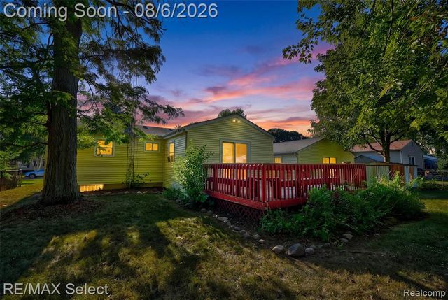 4367 Ashlawn Drive, Flint, MI 48507