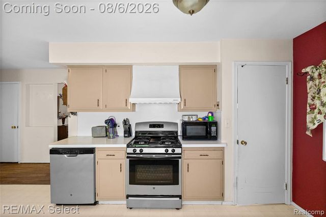 4367 Ashlawn Drive, Flint, MI 48507
