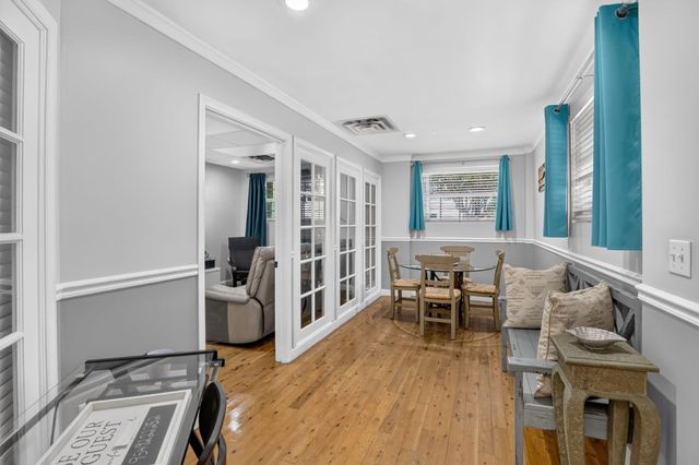 2040 Polk Street, Hollywood, FL 33020