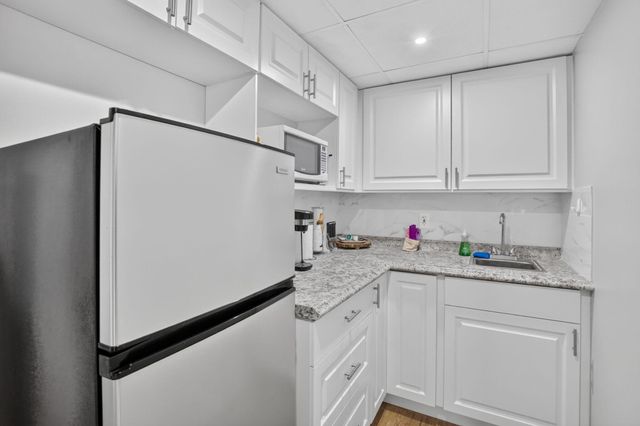 2040 Polk Street, Hollywood, FL 33020