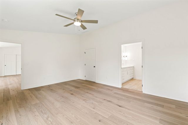 1805 S 8th Avenue E, Newton, IA 50208