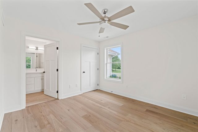 1805 S 8th Avenue E, Newton, IA 50208