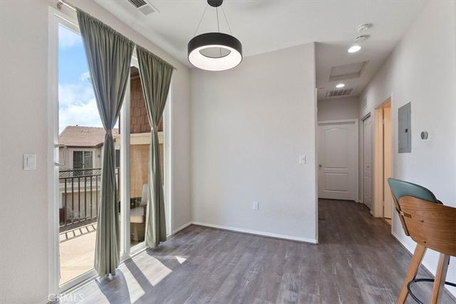 16702 Nicklaus 83, Sylmar, CA 91342