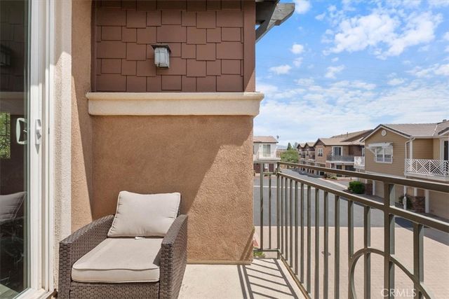 16702 Nicklaus 83, Sylmar, CA 91342