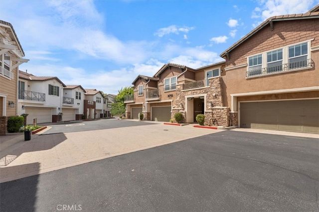 16702 Nicklaus 83, Sylmar, CA 91342