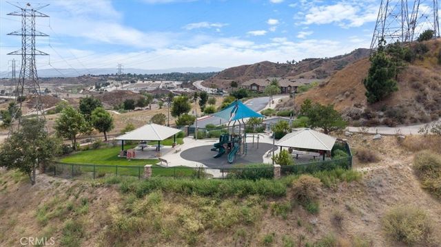 16702 Nicklaus 83, Sylmar, CA 91342