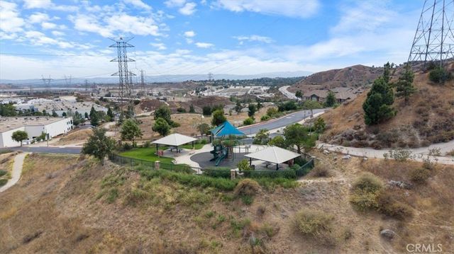 16702 Nicklaus 83, Sylmar, CA 91342