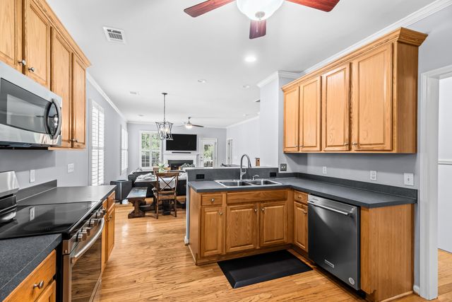 1880 Hubbell Drive, Mount Pleasant, SC 29466