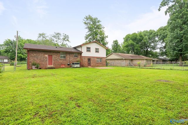6219 Belgrade Drive NW, Huntsville, AL 35810