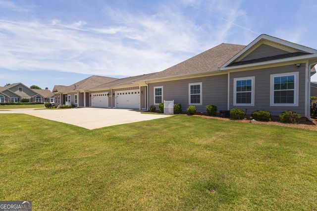 470 Nandina Court, Warner Robins, GA 31088