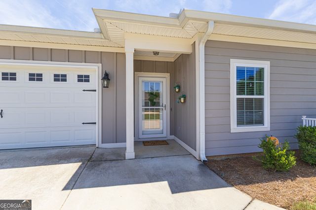 470 Nandina Court, Warner Robins, GA 31088