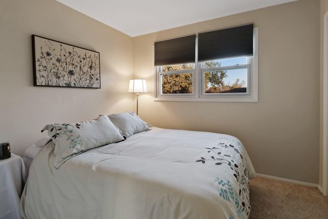 8036 Beech Avenue, Munster, IN 46321