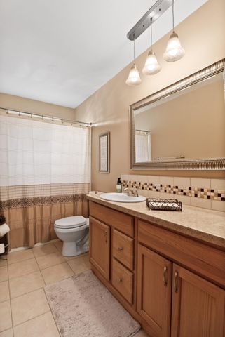 8036 Beech Avenue, Munster, IN 46321