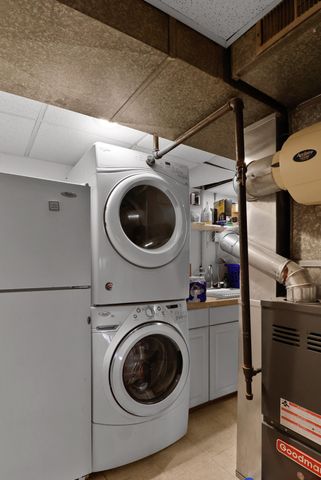 8036 Beech Avenue, Munster, IN 46321