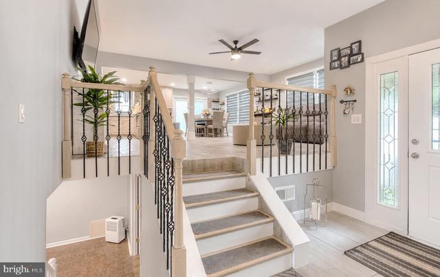 32 BRYANT RD, Turnersville, NJ 08012