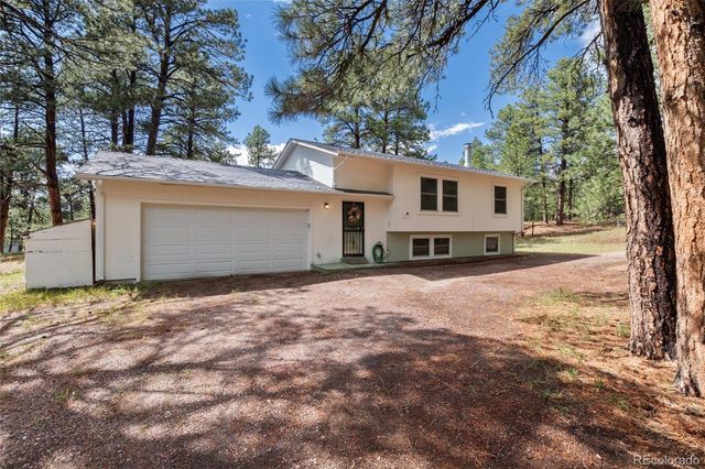 33879 Meadowlark Drive, Elizabeth, CO 80107