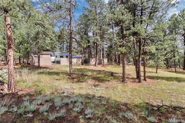 33879 Meadowlark Drive, Elizabeth, CO 80107