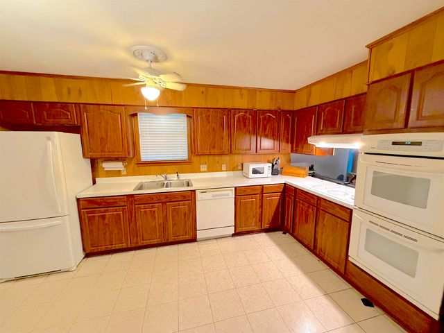 9181 W Darryl Pkwy, Baton Rouge, LA 70815