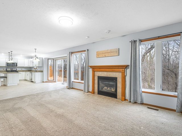 2072 Charnwood Court, Machesney Park, IL 61115