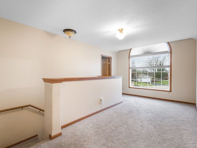 2072 Charnwood Court, Machesney Park, IL 61115