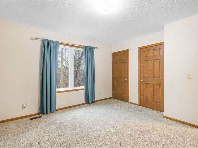 2072 Charnwood Court, Machesney Park, IL 61115