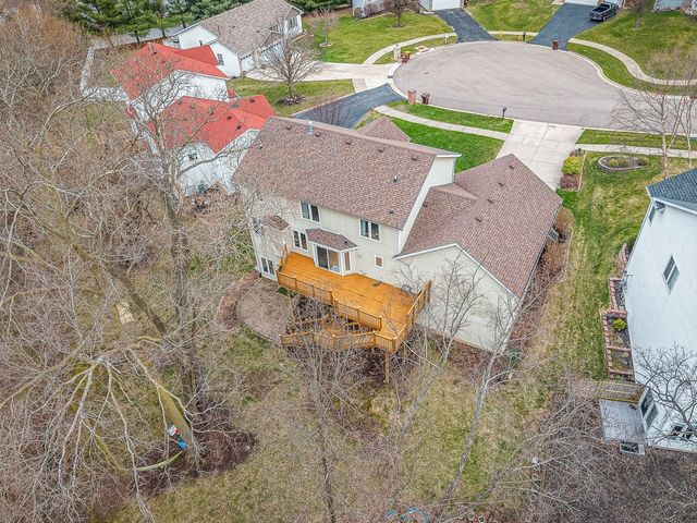 2072 Charnwood Court, Machesney Park, IL 61115
