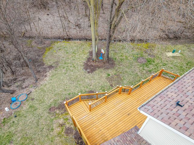 2072 Charnwood Court, Machesney Park, IL 61115
