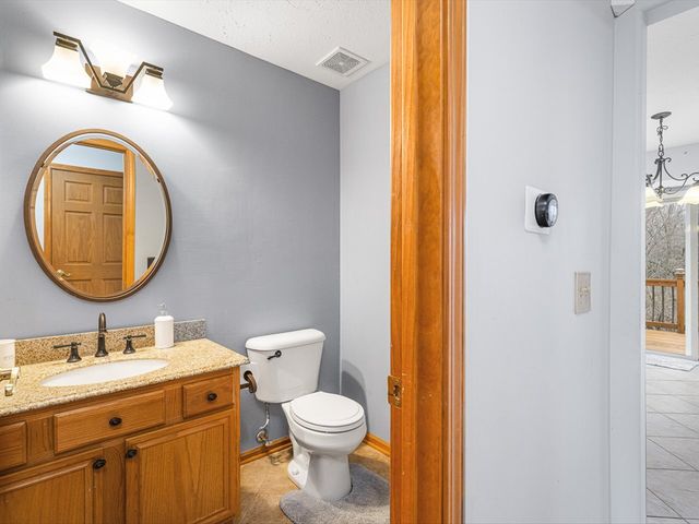 2072 Charnwood Court, Machesney Park, IL 61115