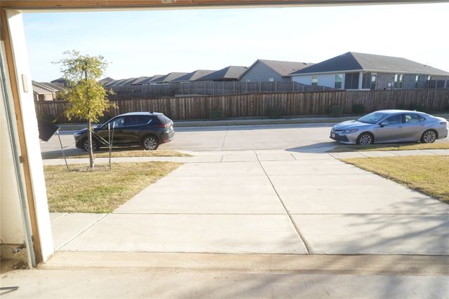 3480 Mildren Bend, Crandall, TX 75114