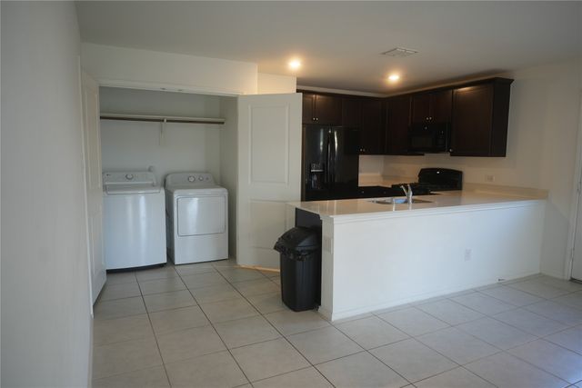 3480 Mildren Bend, Crandall, TX 75114