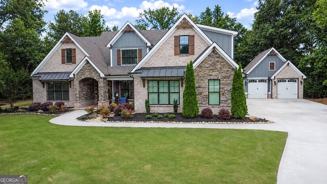 204 Tuxedo Circle, Forsyth, GA 31029