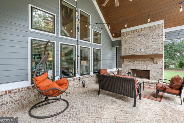 204 Tuxedo Circle, Forsyth, GA 31029