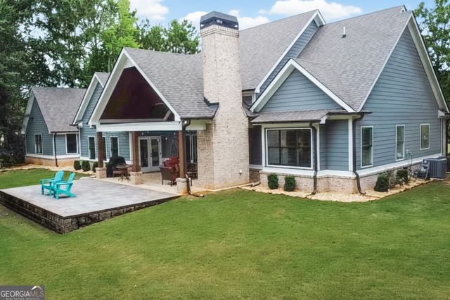 204 Tuxedo Circle, Forsyth, GA 31029