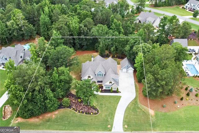 204 Tuxedo Circle, Forsyth, GA 31029