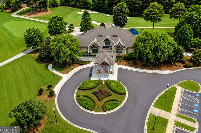 204 Tuxedo Circle, Forsyth, GA 31029